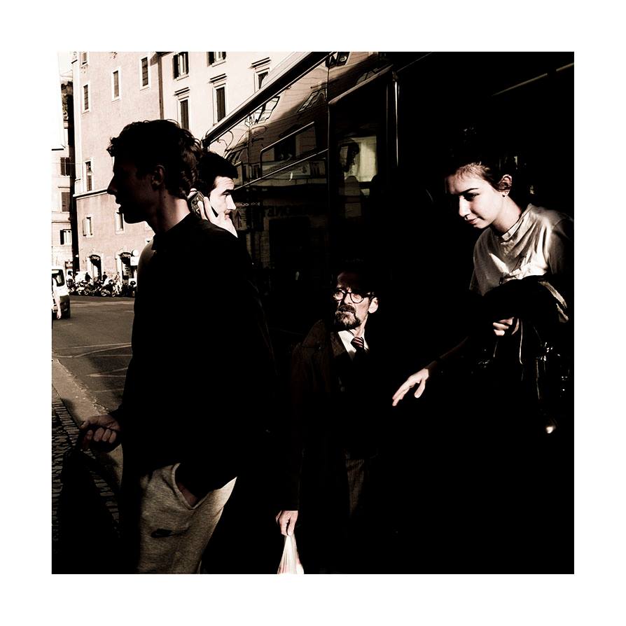 Una X100T in strada - Roma Street Photography -Pic by Alessandro Schiariti